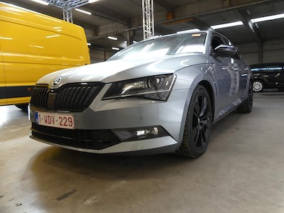 Kaufe SKODA SUPERB bei Ayvens Carmarket