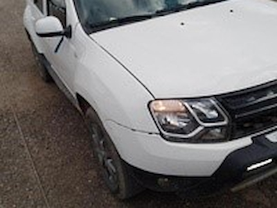 Kúpiť RENAULT DUSTER 2 MT 2000CC 4 na Ayvens Carmarket