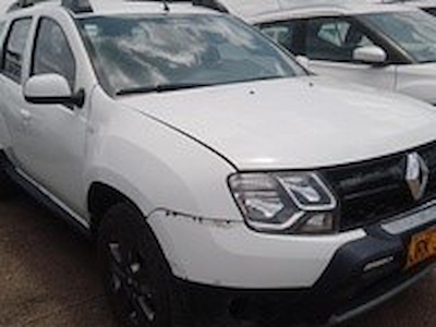 Compra RENAULT DUSTER 2 MT 2000CC 4 en Ayvens Carmarket