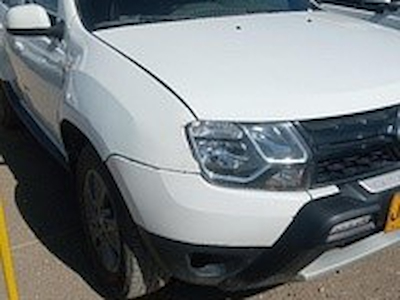 Buy RENAULT DUSTER 2 MT 2000CC 4 on Ayvens Carmarket