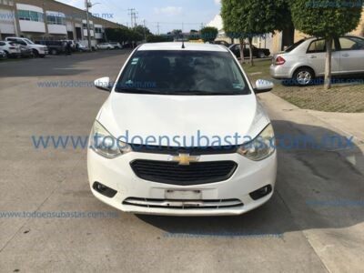 Achetez CHEVROLET Aveo A Ls c Mt sur Ayvens Carmarket